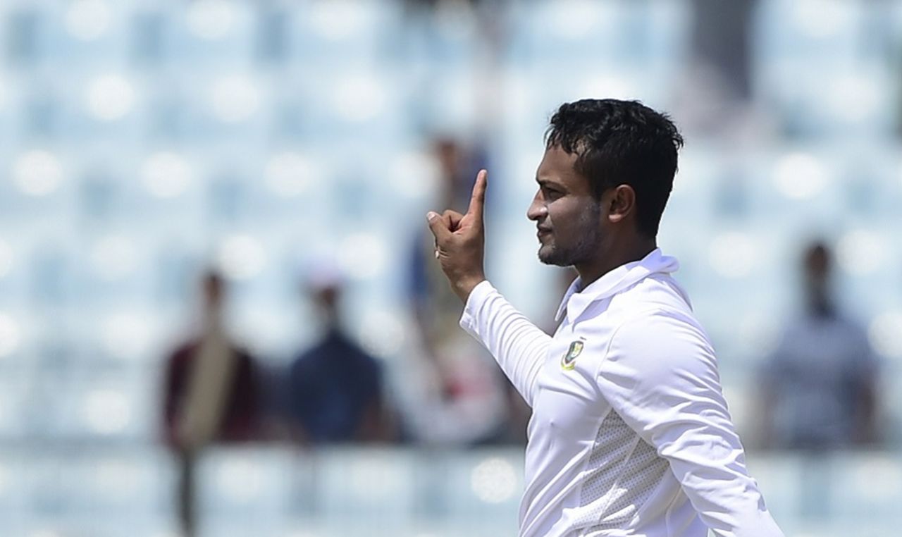 Shakib Al Hasan celebrates after dismissing Faf du Plessis, Bangladesh v South Africa, 1st Test, Chittagong, 1st day, July 21, 2015