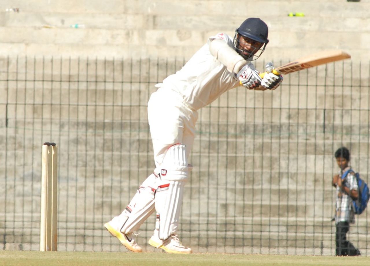 Abhinav Mukund flicks the ball through the leg side, India A v Australia A, 1st unofficial Test, Chennai, 3rd day, July 24, 2015