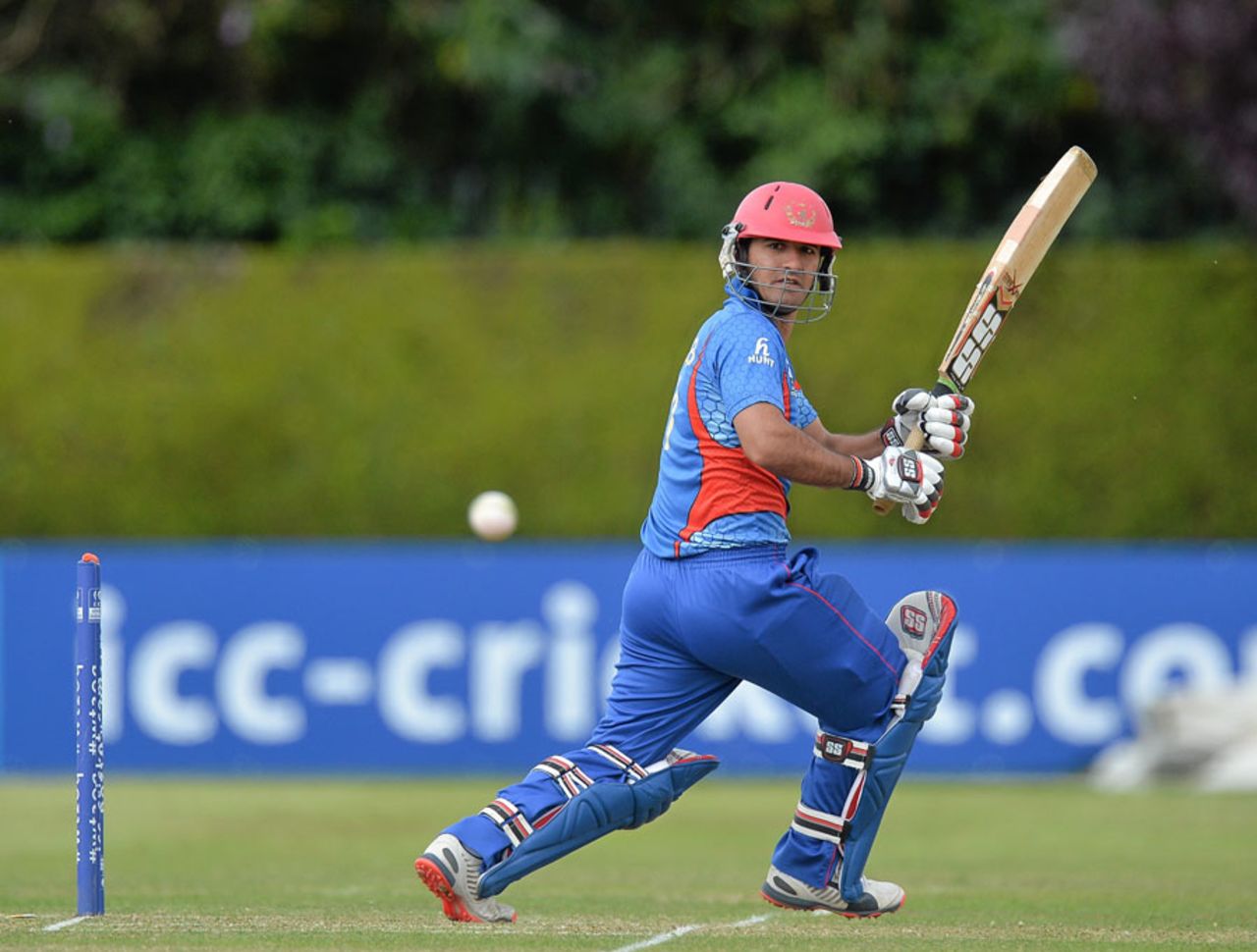 Najibullah Zadran smashed four fours and two sixes, Afghanistan v Oman, World T20 Qualifier, July 25, 2015