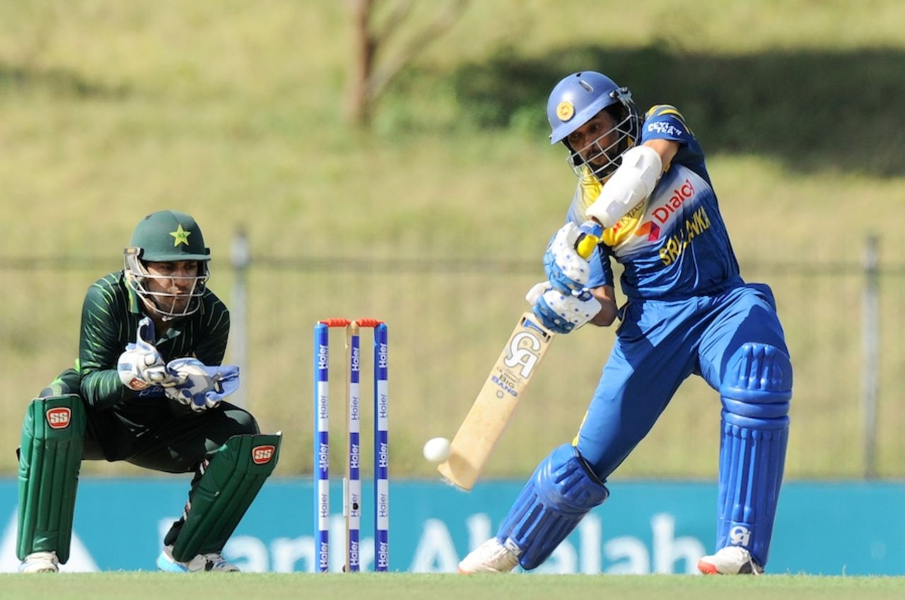 Tillakaratne Dilshan looks set to drive on the off side, Sri Lanka v Pakistan, 5th ODI, Hambantota, July 26, 2015