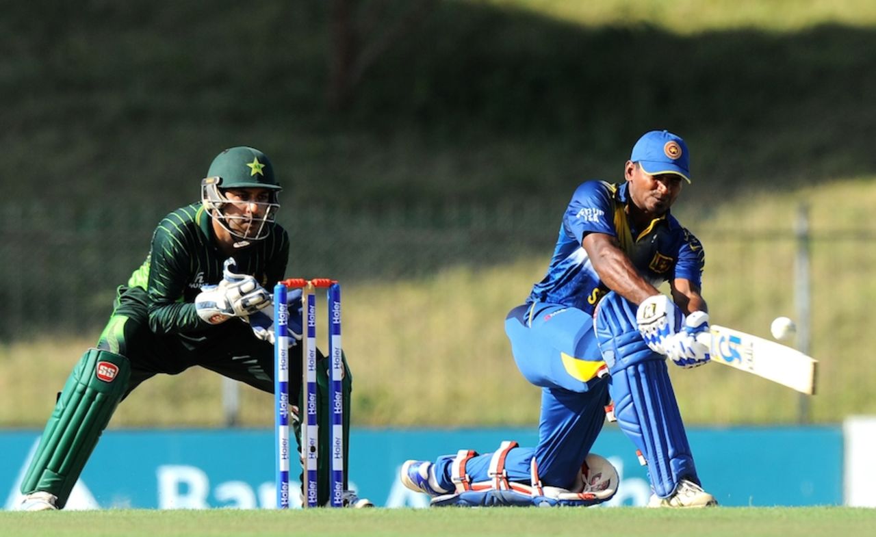 Kusal Perera collected a lot of runs on the leg side, Sri Lanka v Pakistan, 5th ODI, Hambantota, July 26, 2015