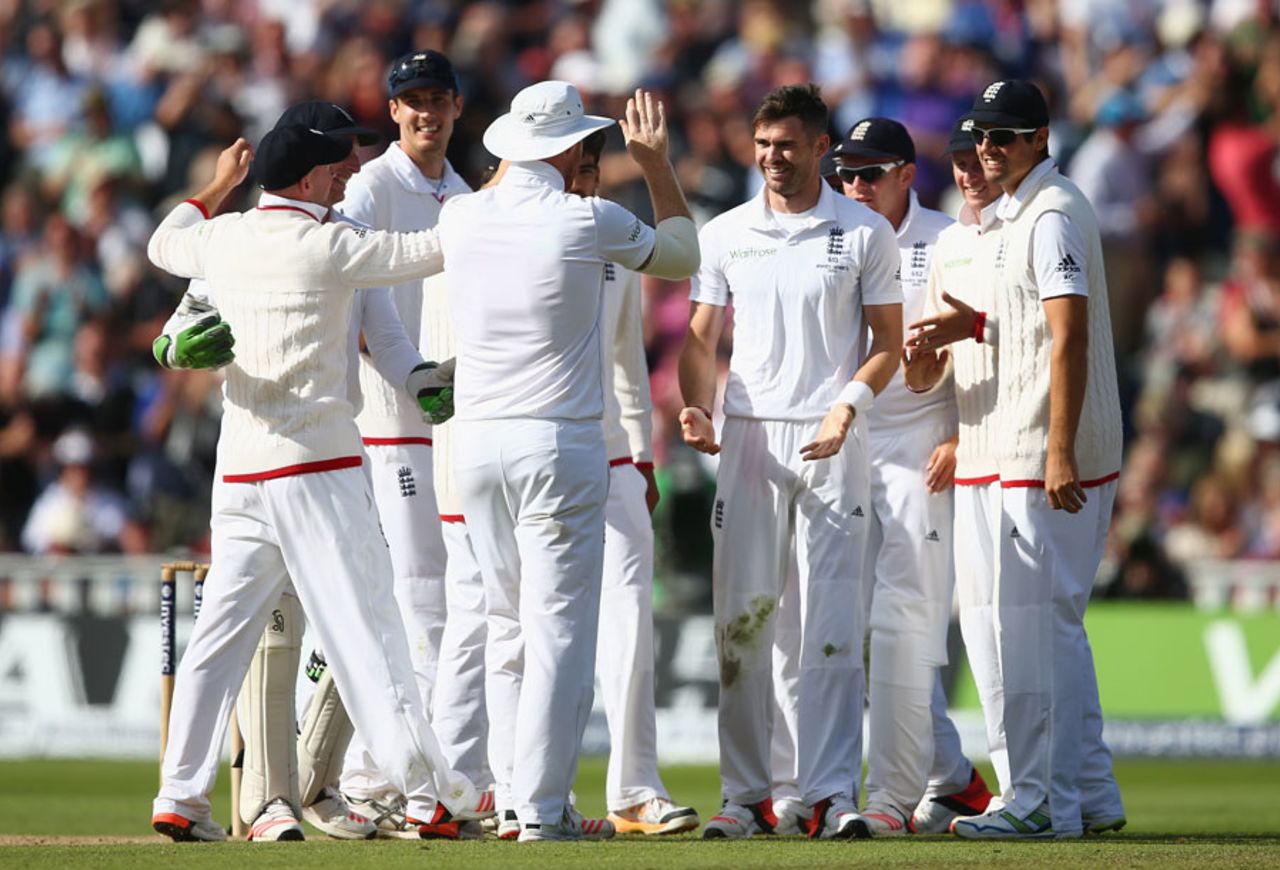 James Anderson returned to dislodge David Warner, England v Australia, 3rd Test, Edgbaston, 2nd day, July 30, 2015