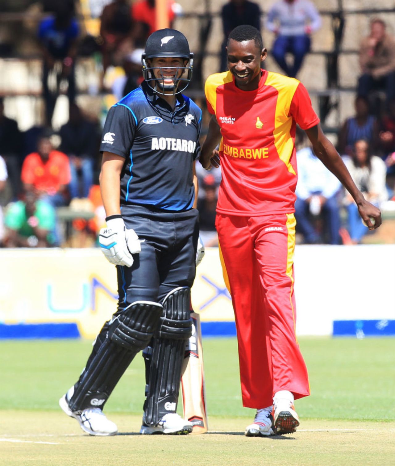 Ross Taylor and Chris Mpofu share a lighter moment, Zimbabwe v New Zealand, 1st ODI, Harare, August 2, 2015