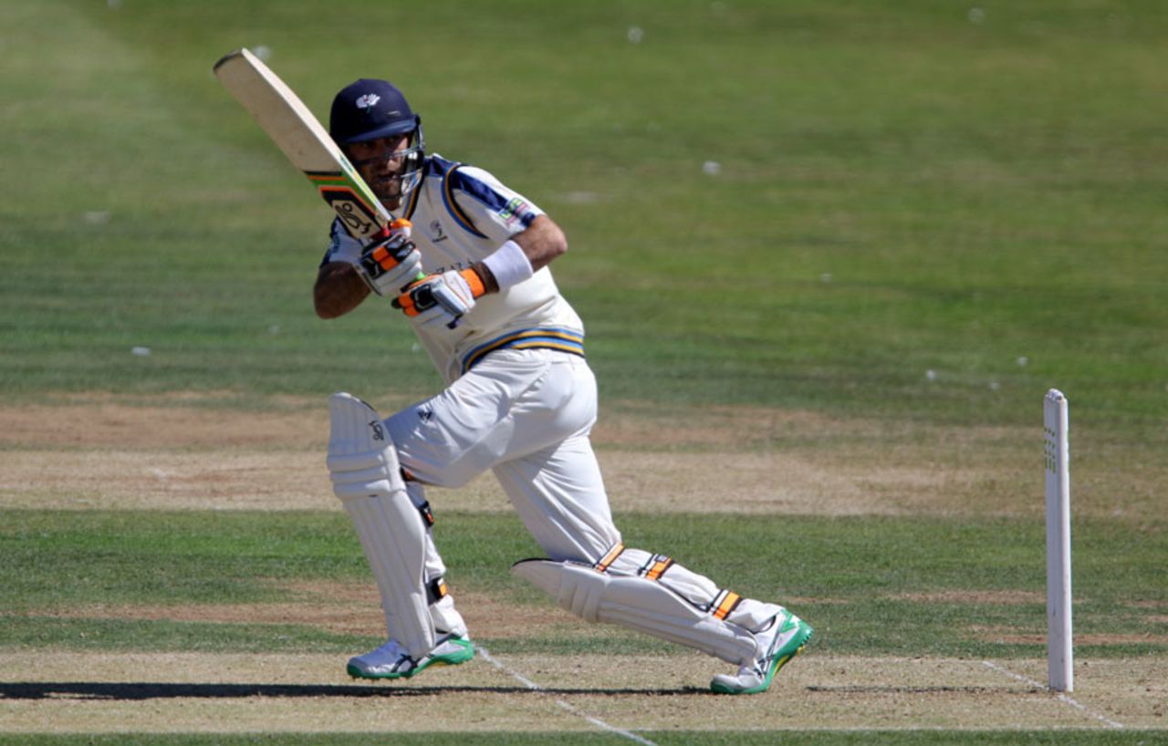 Glenn Maxwell provided brief resistance, Yorkshire v Durham, County Championship, Division One, North Marine Road, August 7, 2015
