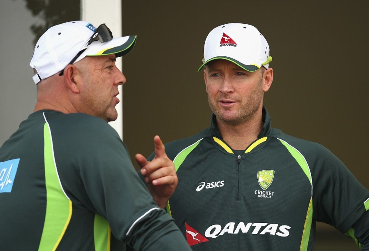Darren Lehmann and Michael Clarke have a chat, England v Australia, 4th Investec Test, Trent Bridge, 3rd day, August 8, 2015