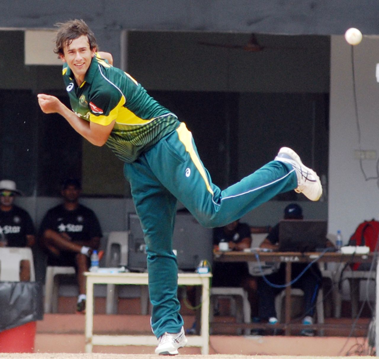 Ashton Agar took his maiden five-for in List A cricket, India A v Australia A, A-team tri-series, Chennai, August 10, 2015