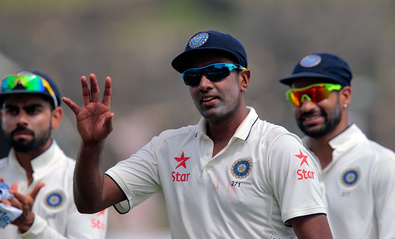 R Ashwin acknowledges the applause after he took a six-for on the first morning, Sri Lanka v India, 1st Test, Galle, 1st day, August 12, 2015
