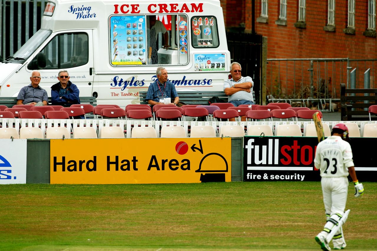 Arul Suppiah walks back past the ice-cream van, Somerset v Kent, County Championship Division One, Taunton, July 20, 2010
