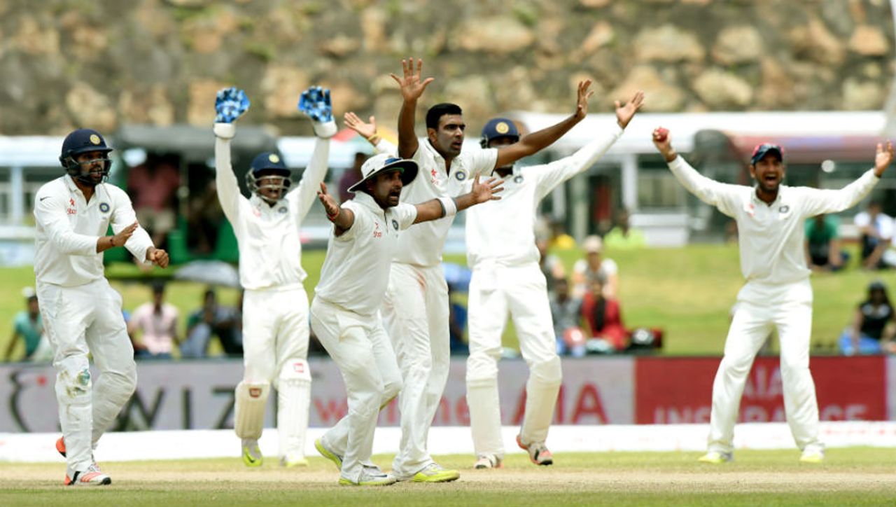 R Ashwin and his team-mates appeal in unison, Sri Lanka v India, 1st Test, Galle, 3rd day, August 14, 2015