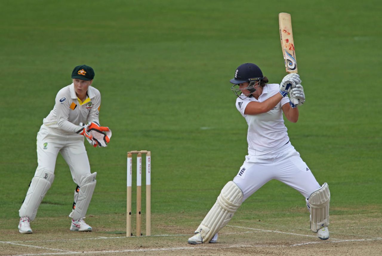 Georgia Elwiss made a gritty 46 before being ninth out, England v Australia , Women's Ashes Test, Canterbury, 4th day, August 14, 2015