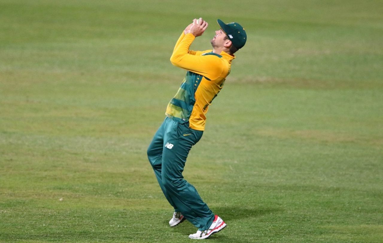 Rillee Rossouw holds on to a catch, South Africa v New Zealand, 1st T20I, Durban, August 14, 2015