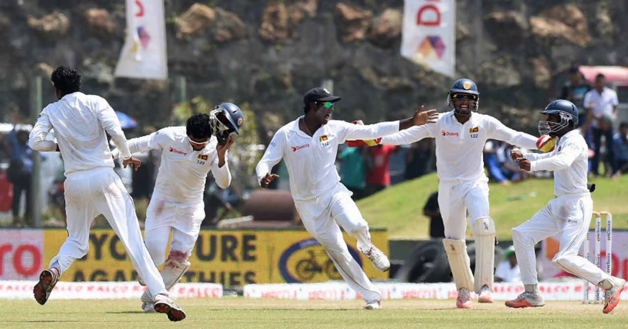 Sri Lanka players are ecstatic after the 63-run win, Sri Lanka v India, 1st Test, Galle, 4th day, August 15, 2015