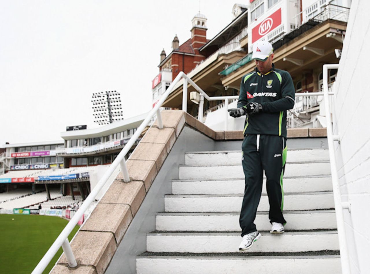 Michael Clarke walks onto The Oval outfield to prepare for his final Test for Australia, August 18, 2015