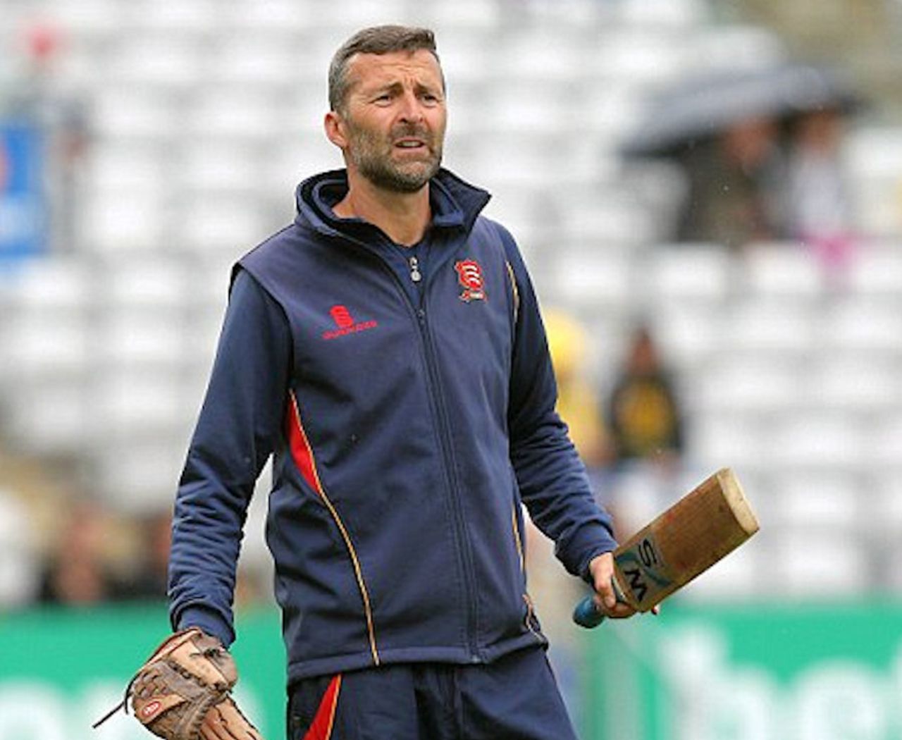 Essex coach, Paul Grayson, has been granted a stay of execution until the end oif the season as the county seeks the victory that would out them in the Royal London Cup quarter-finals