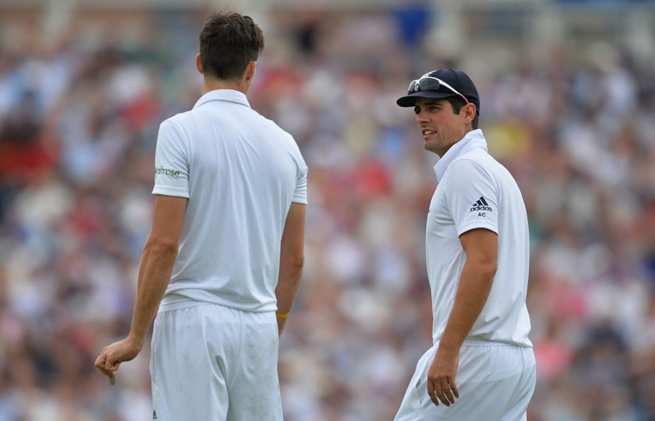 Alastair Cook and England could not find a way past Australia's openers in the morning session, England v Australia, 5th Investec Ashes Test, The Oval, August 20, 2015