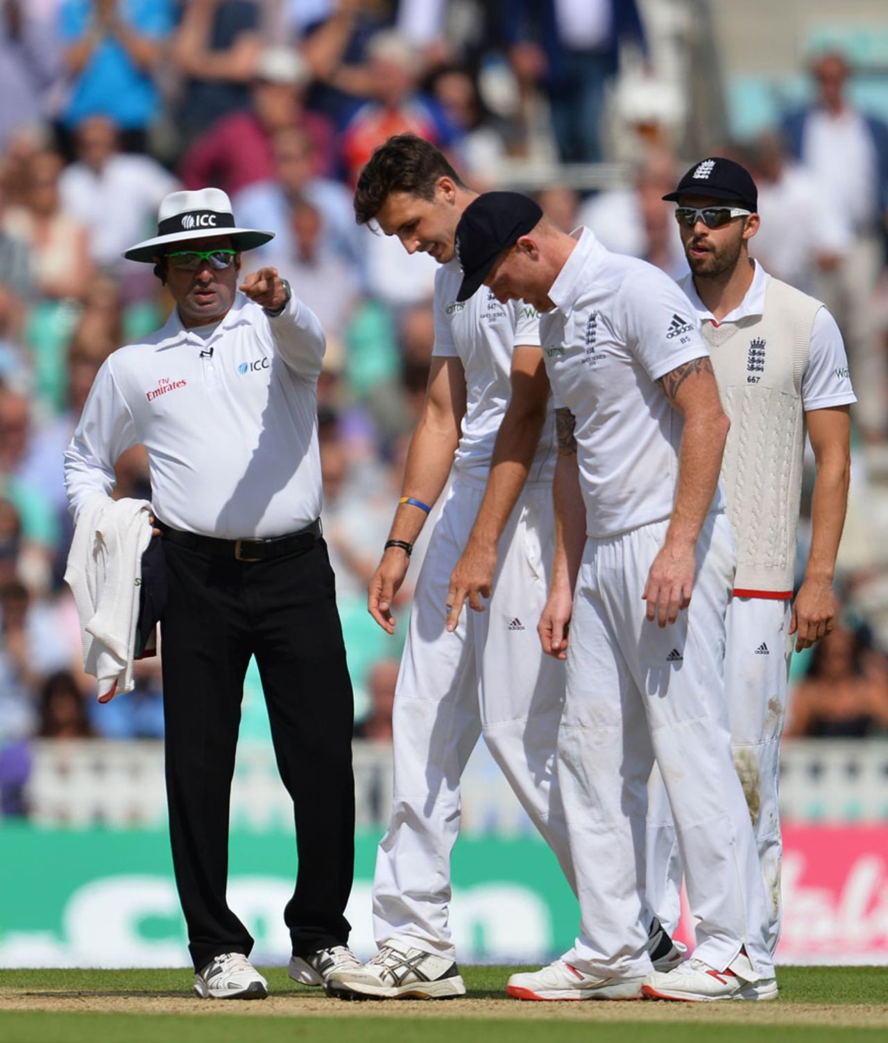 Steven Finn was again denied his 100th Test wicket by a front-foot no-ball,  England v Australia, 5th Investec Ashes Test, The Oval, 2nd day, August 21, 2015