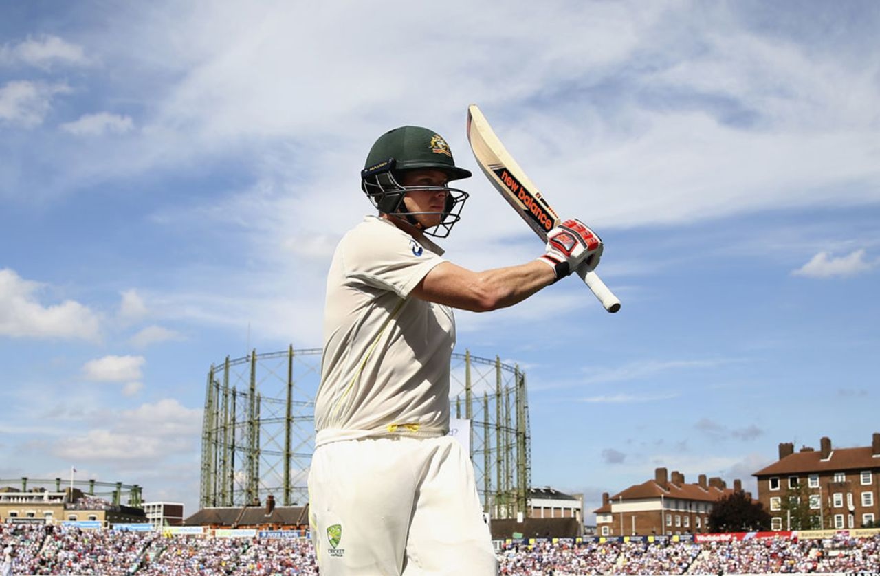Steven Smith salutes the crowd after falling for 143, England v Australia, 5th Investec Ashes Test, The Oval, 2nd day, August 21, 2015