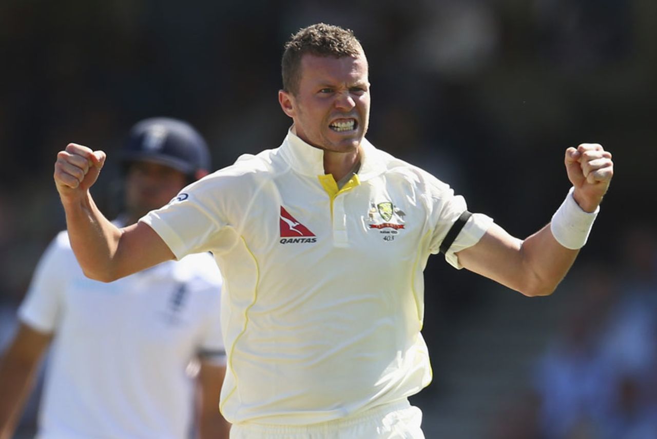 Peter Siddle was rewarded for a testing spell to Adam Lyth, England v Australia, 5th Investec Ashes Test, The Oval, 3rd day, August 22, 2015