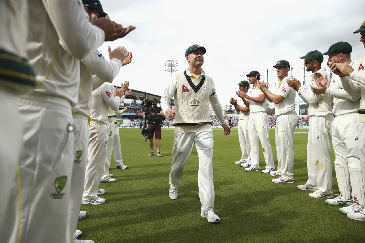 Michael Clarke walks through a guard of honour, England v Australia, 5th Investec Ashes Test, The Oval, 4th day, August 23, 2015 