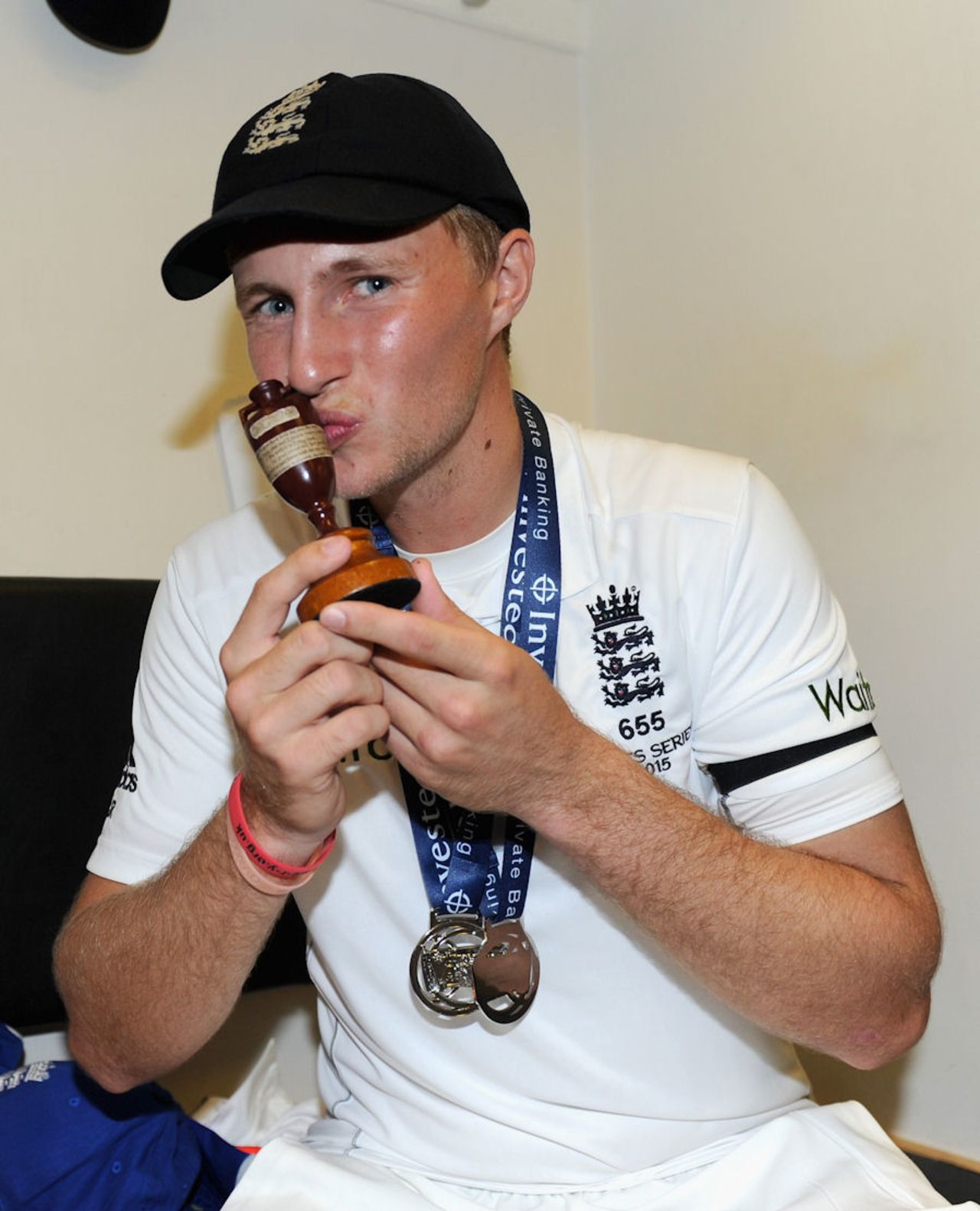 Joe Root, England's Man of the Series, in the 2015 Investec Ashes, poses with the urn after the final Test at The Oval