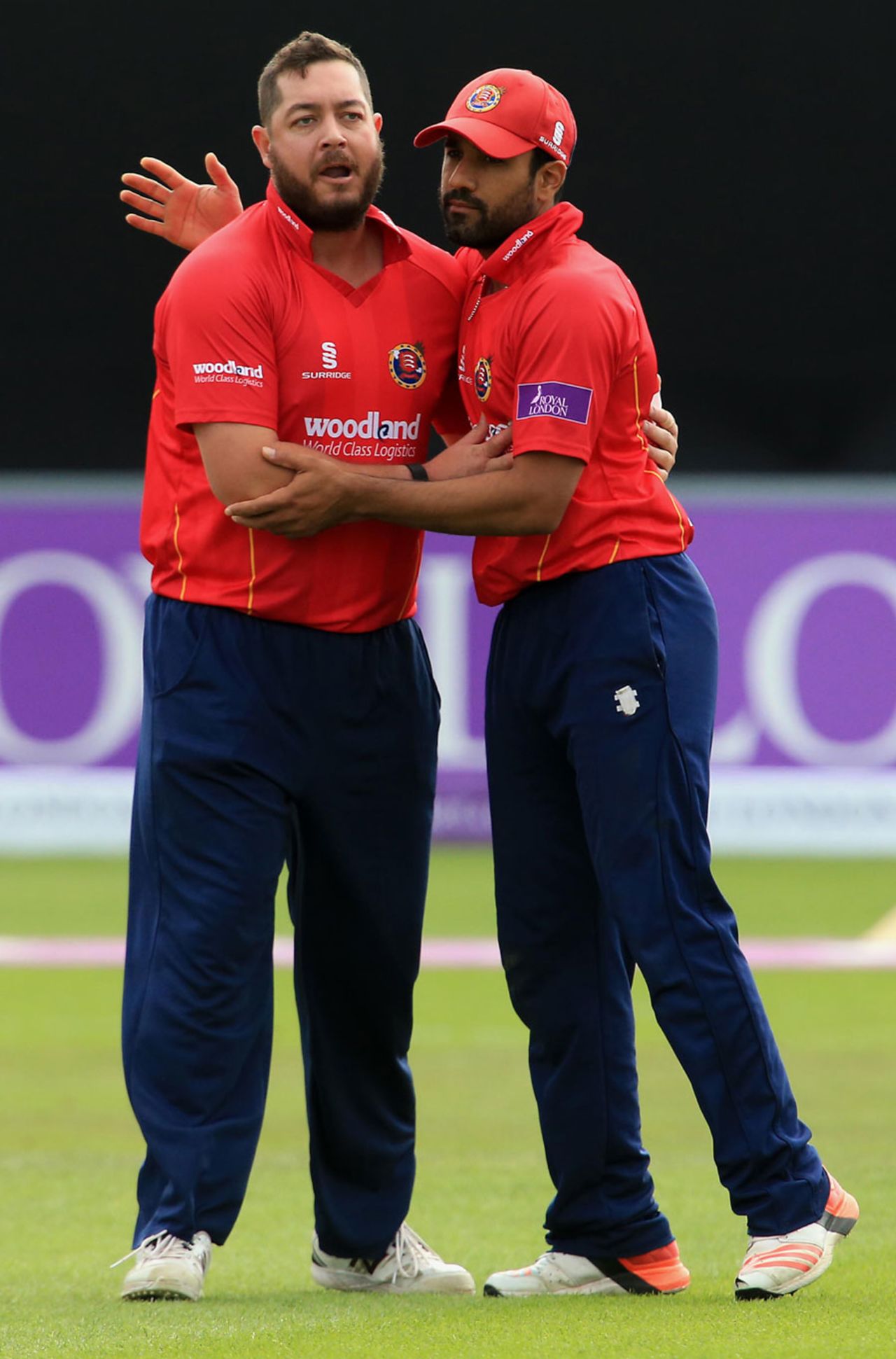 Jesse Ryder and Ravi Bopara were effective with their medium pace, Essex v Yorkshire, Royal London Cup, Quarter-final, Chelmsford, August 27, 2015