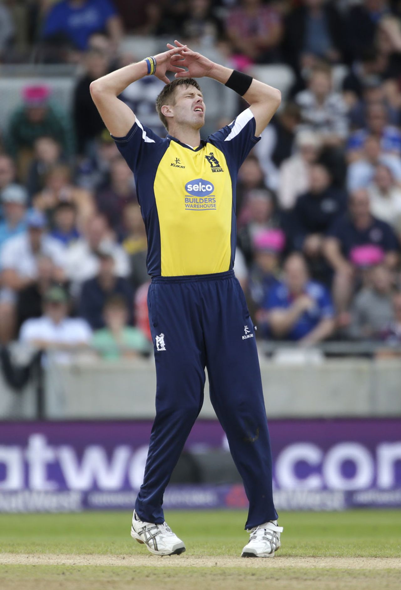 Boyd Rankin shows his despair during a disappointing performance from his side, Northamptonshire v Warwickshire, NatWest T20 Blast, semi-final, Edgbaston, August 29, 2015