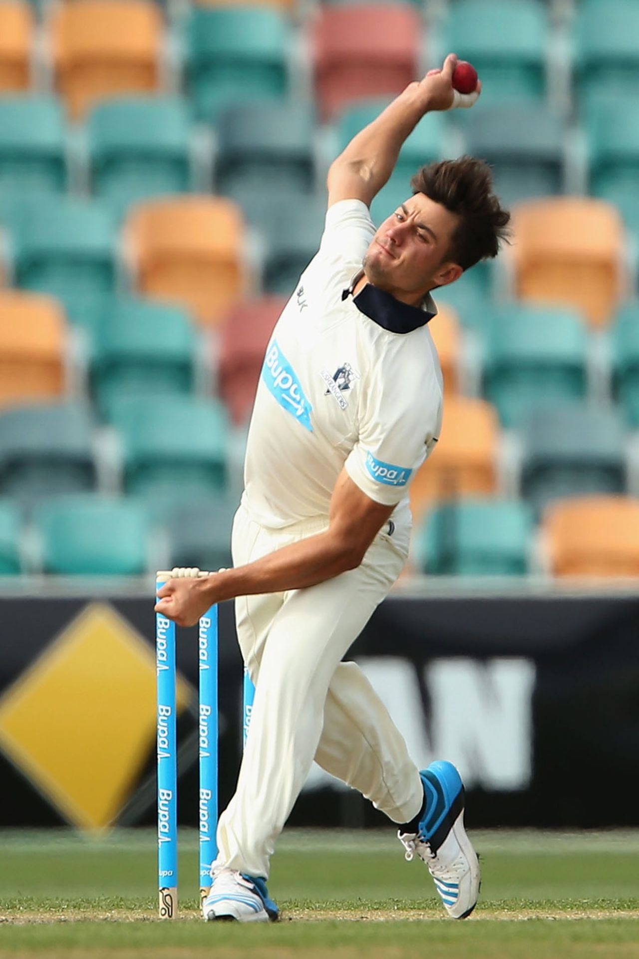 Marcus Stoinis at the bowling crease, Victoria v Western Australia, Sheffield Shield final, Hobart, March 22, 2015