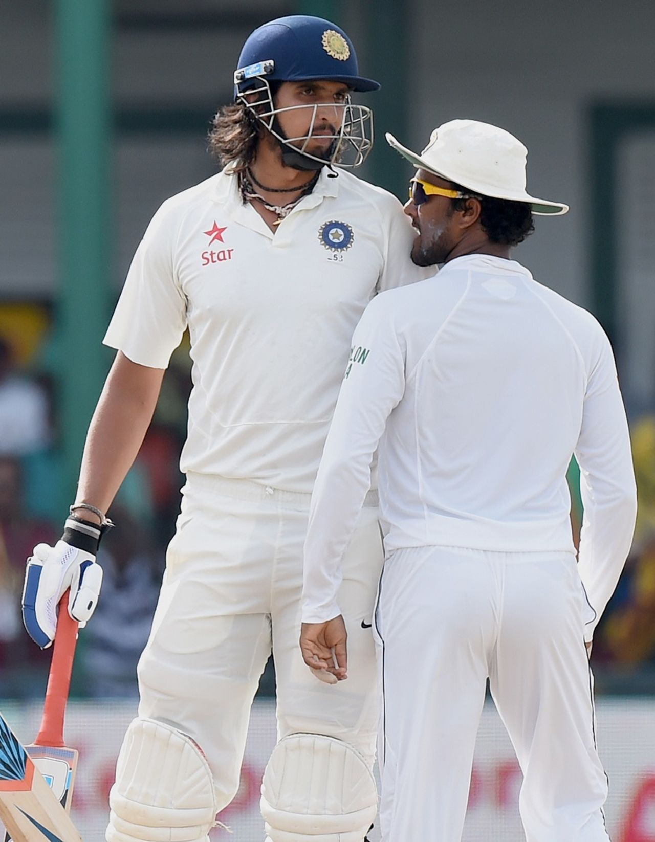 Tempers flare: Ishant Sharma and Dinesh Chandimal got into an altercation, Sri Lanka v India, 3rd Test, SSC, Colombo, 4th day, August 31, 2015