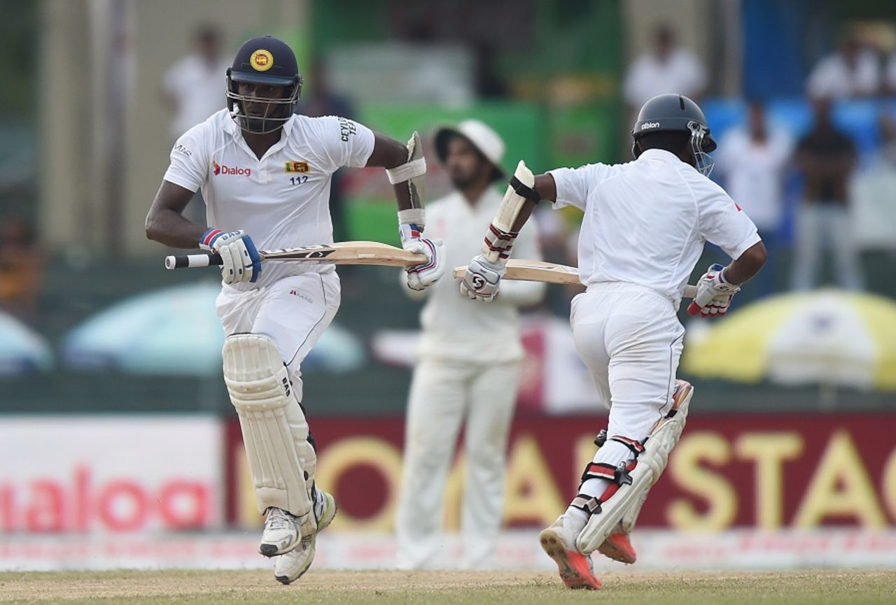 Angelo Mathews and Kaushal Silva rebuilt the innings, Sri Lanka v India, 3rd Test, SSC, Colombo, 4th day, August 31, 2015