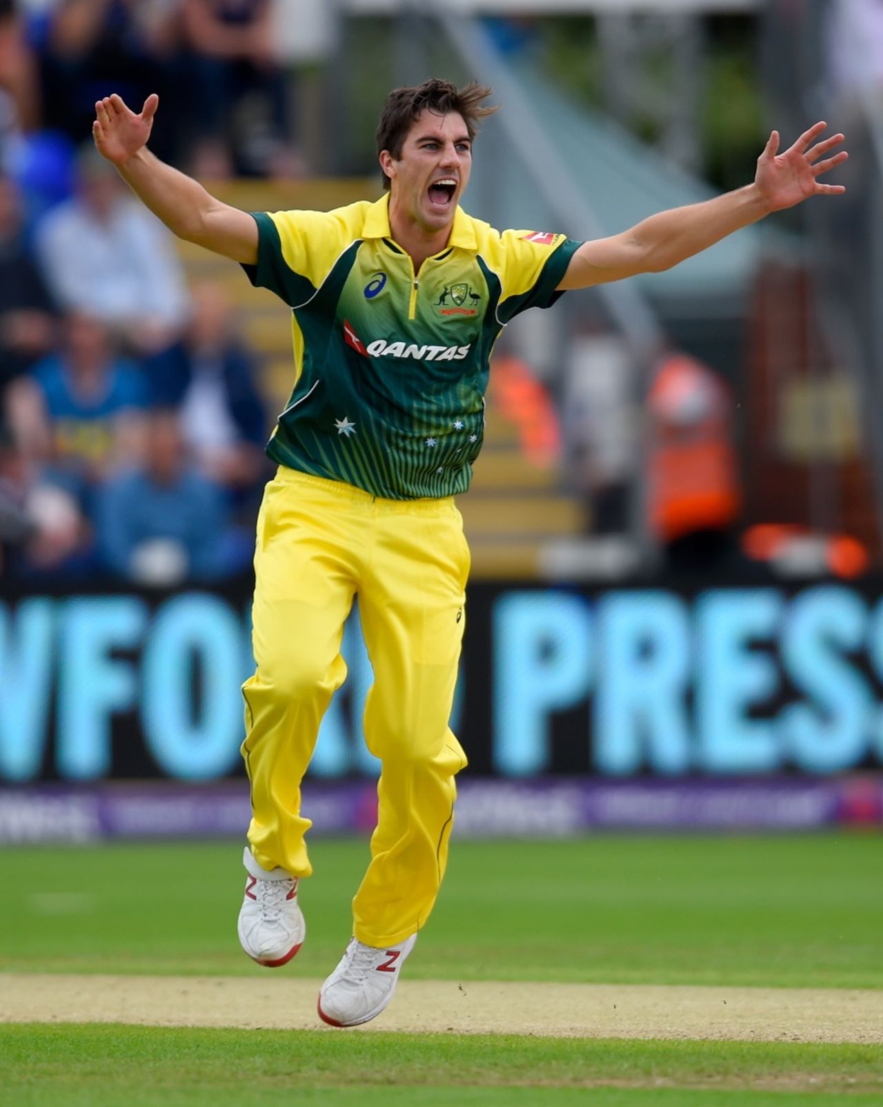 Pat Cummins struck twice in his first over, England v Australia, only T20, Cardiff, August 31, 2015