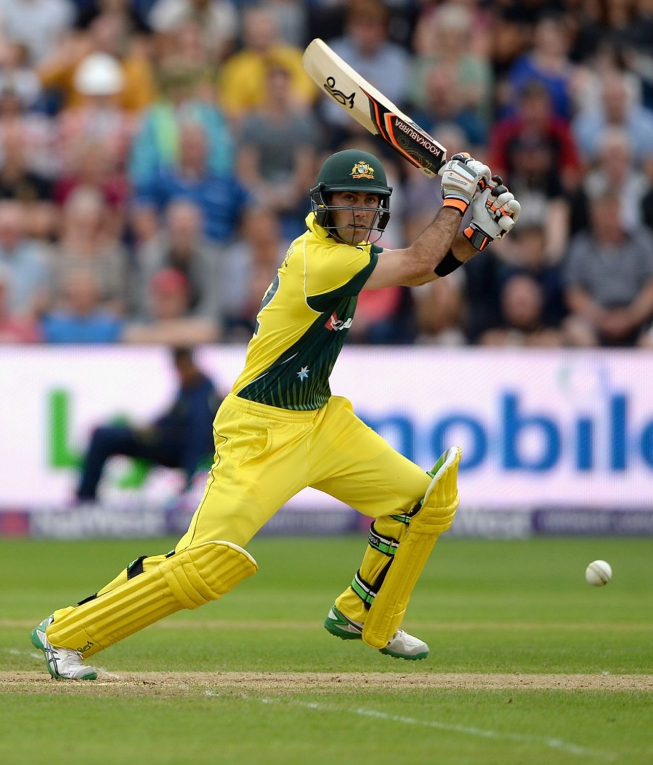 Glenn Maxwell cuts the ball, England v Australia, only T20, Cardiff, August 31, 2015