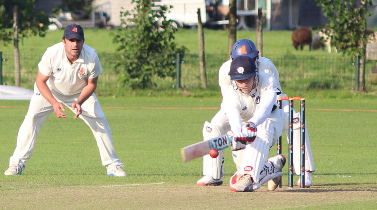 Richie Berrington sweeps Michael Rippon for a boundary just before stumps, Netherlands v Scotland, Day 3, Intercontinental Cup, 2nd round, The Hague, September 10, 2015