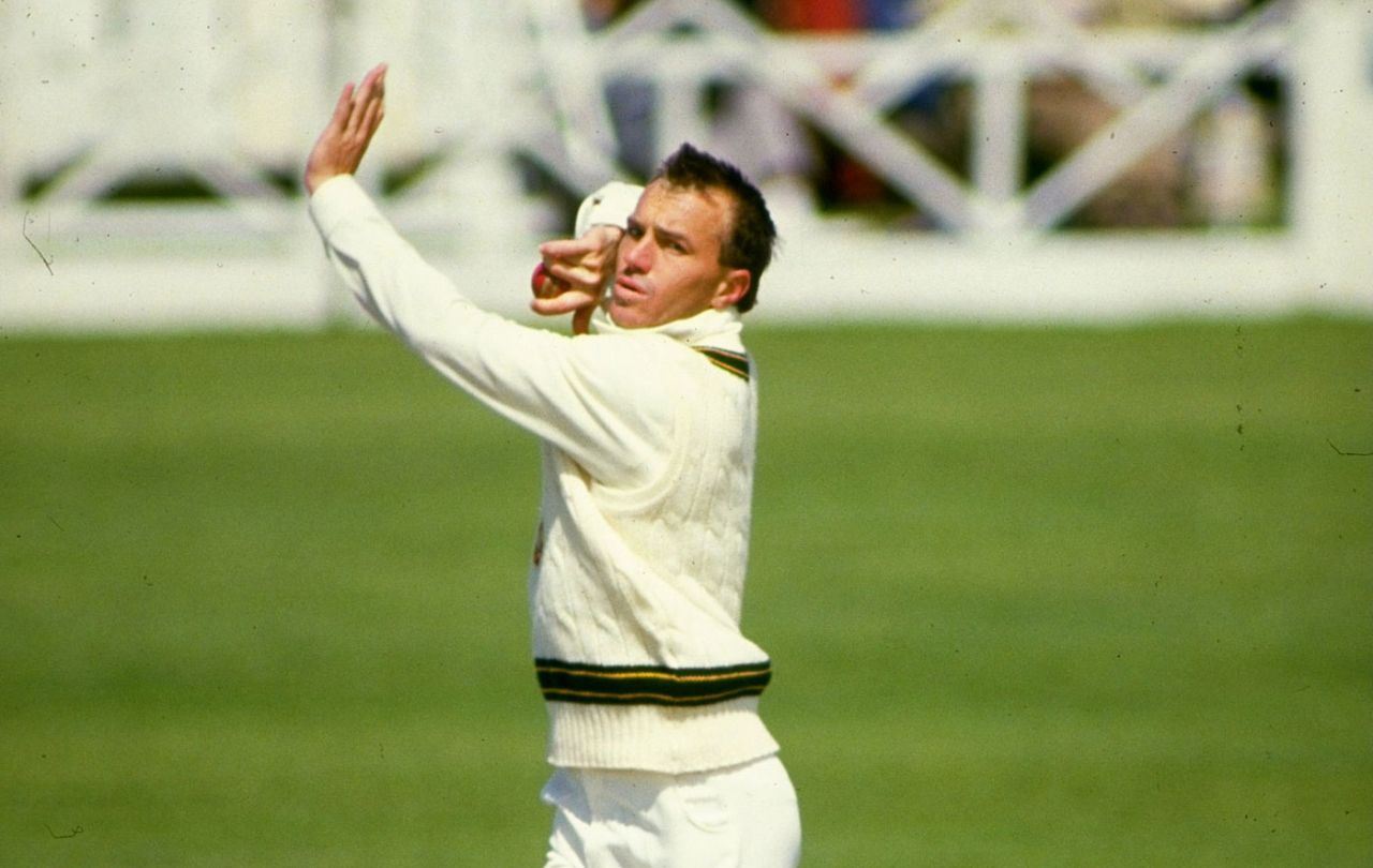 Greg Matthews bowls in 1985, England