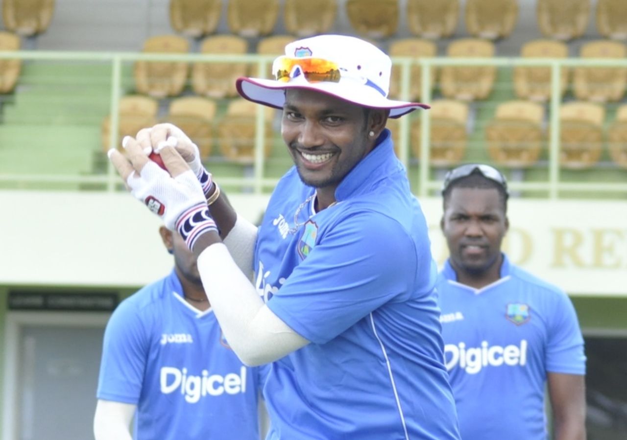 Denesh Ramdin takes a catch during a training session, Barbados, September 23, 2015