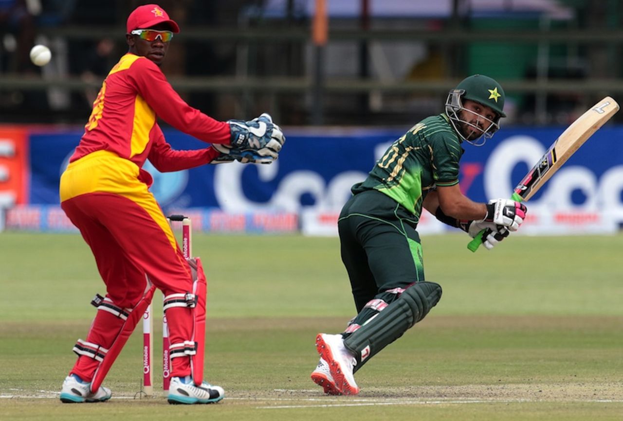 Mohammad Rizwan dabs the ball past the keeper, Zimbabwe v Pakistan, 2nd T20I, Harare, September 29, 2015