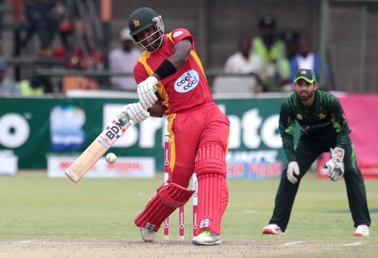 Elton Chigumbura winds up for a big hit, Zimbabwe v Pakistan, 2nd T20I, Harare, September 29, 2015