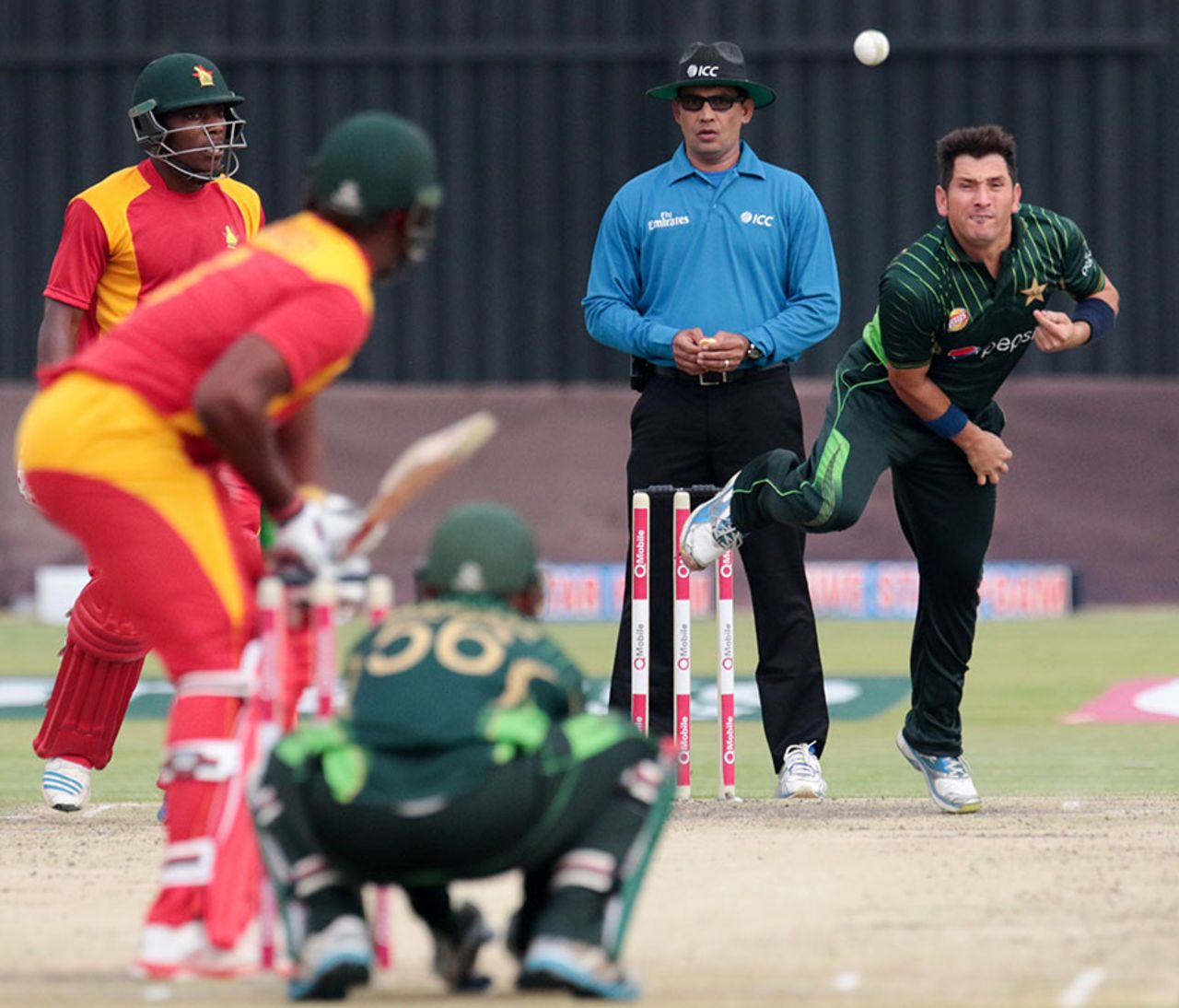 Yasir Shah's figures of 6 for 26 were the second-best by a Pakistan spinner in ODIs, Zimbabwe v Pakistan, 1st ODI, Harare, October 1, 2015