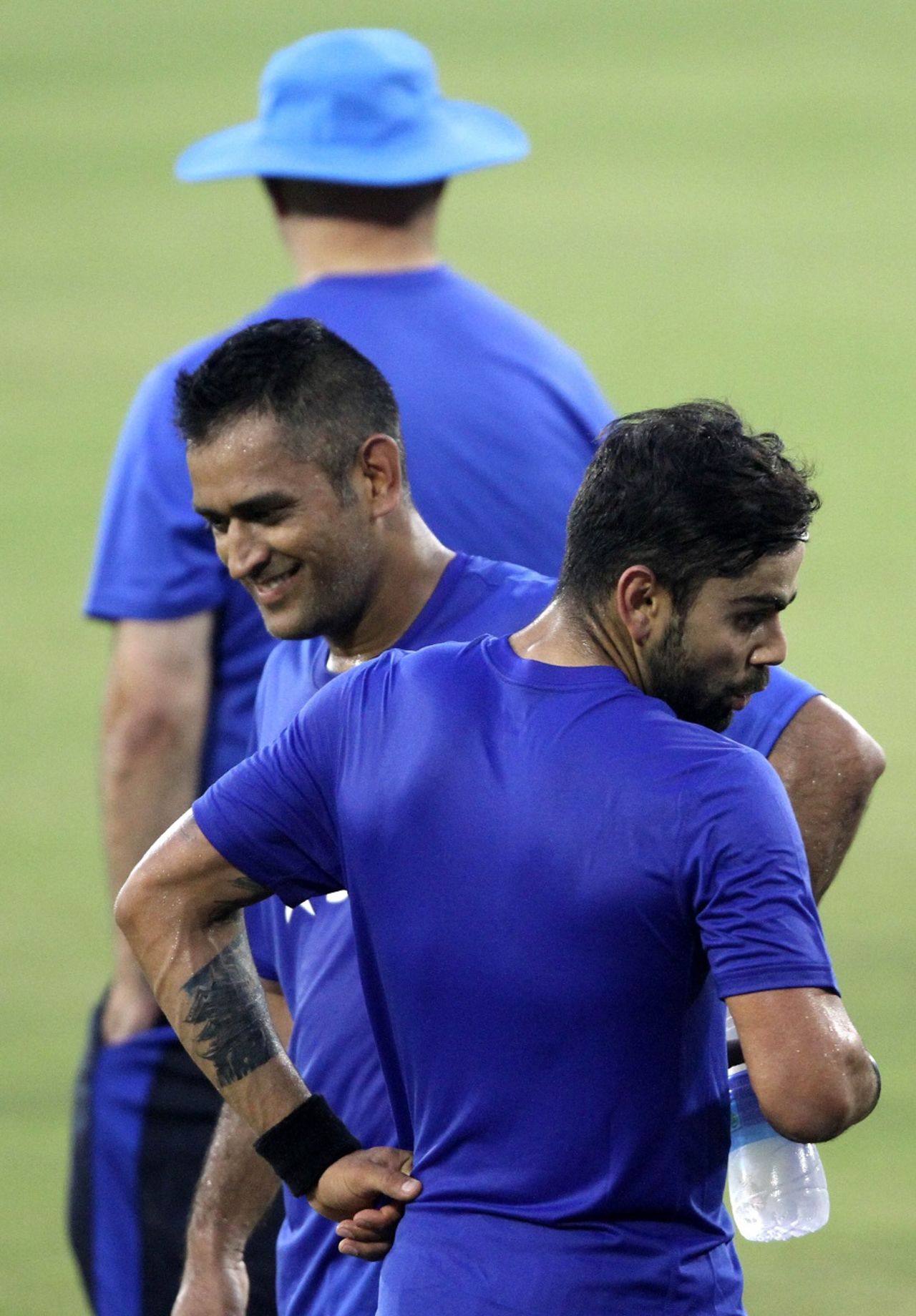 Heads or tails: MS Dhoni and Virat Kohli, the two sides of the Indian captaincy coin, Cuttack, October 4, 2015 