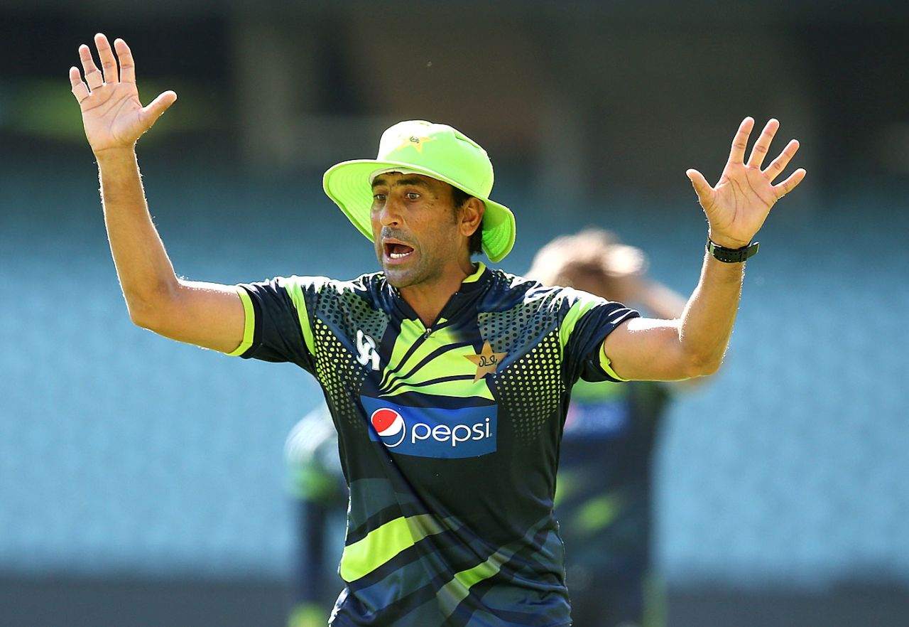 Younis Khan makes a dramatic expression during training, Adelaide, March 19, 2015