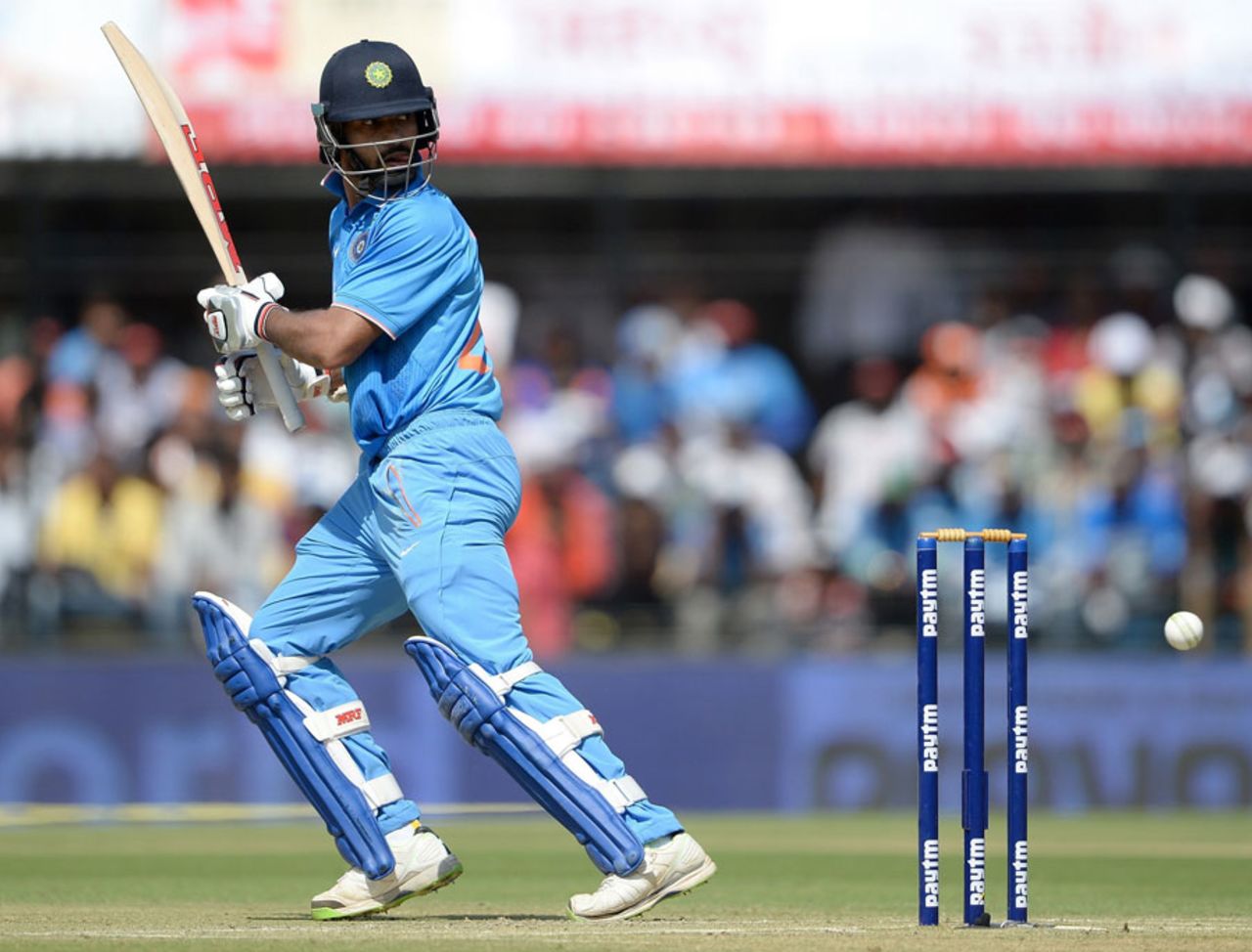 Shikhar Dhawan struck four fours in his 23, India v South Africa, 2nd ODI, Indore, October 14, 2015