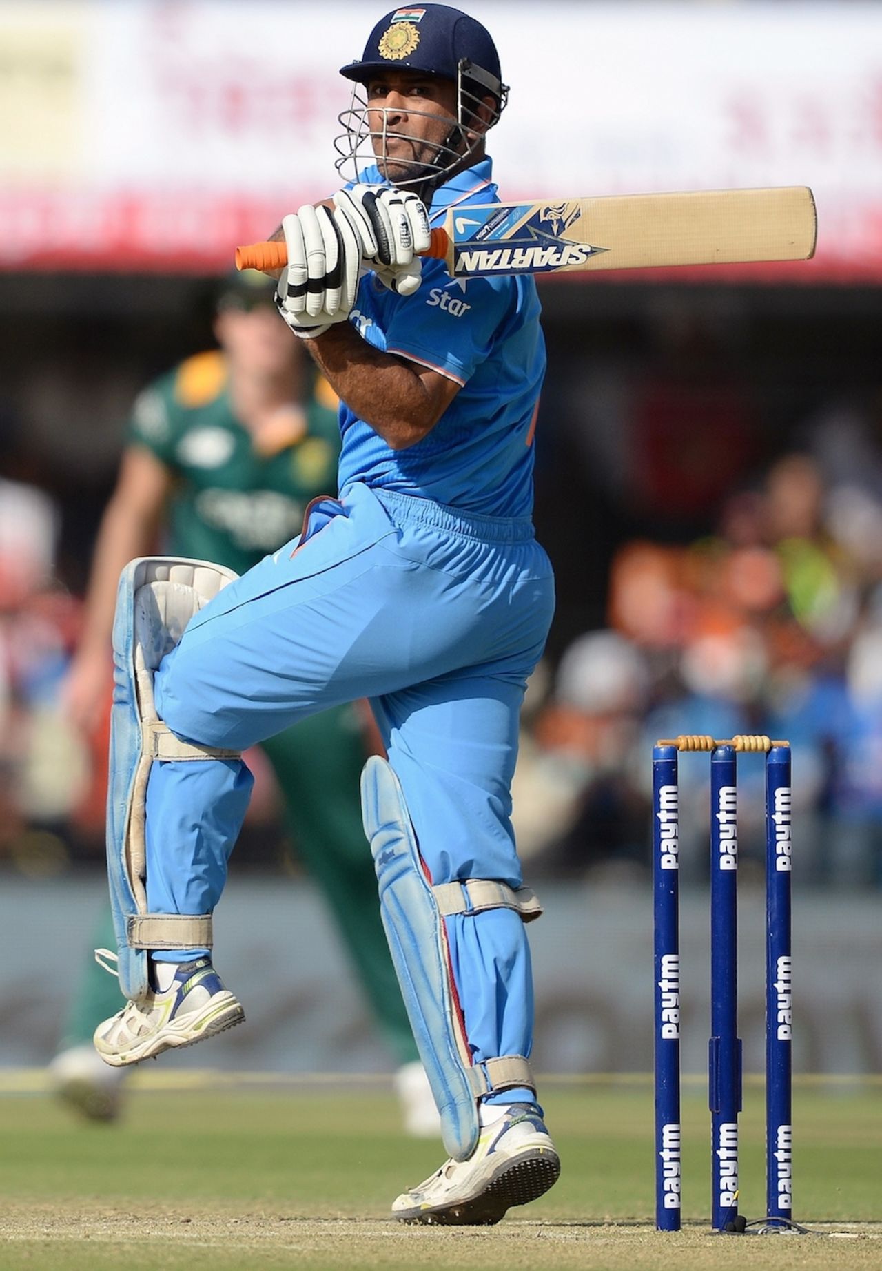 MS Dhoni targets the leg side, India v South Africa, 2nd ODI, Indore, October 14, 2015