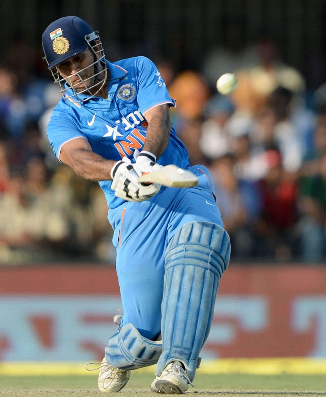 MS Dhoni launched four sixes in his 92, India v South Africa, 2nd ODI, Indore, October 14, 2015