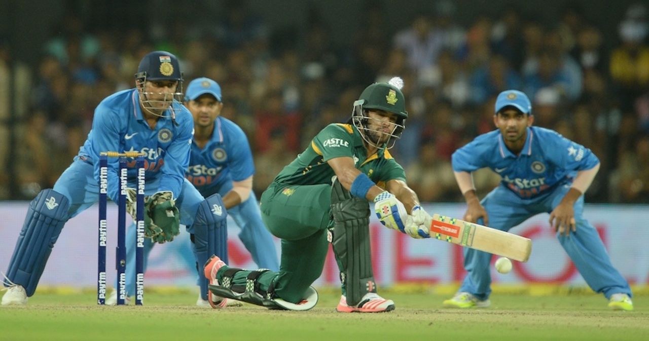 JP Duminy prepares for a sweep, India v South Africa, 2nd ODI, Indore, October 14, 2015