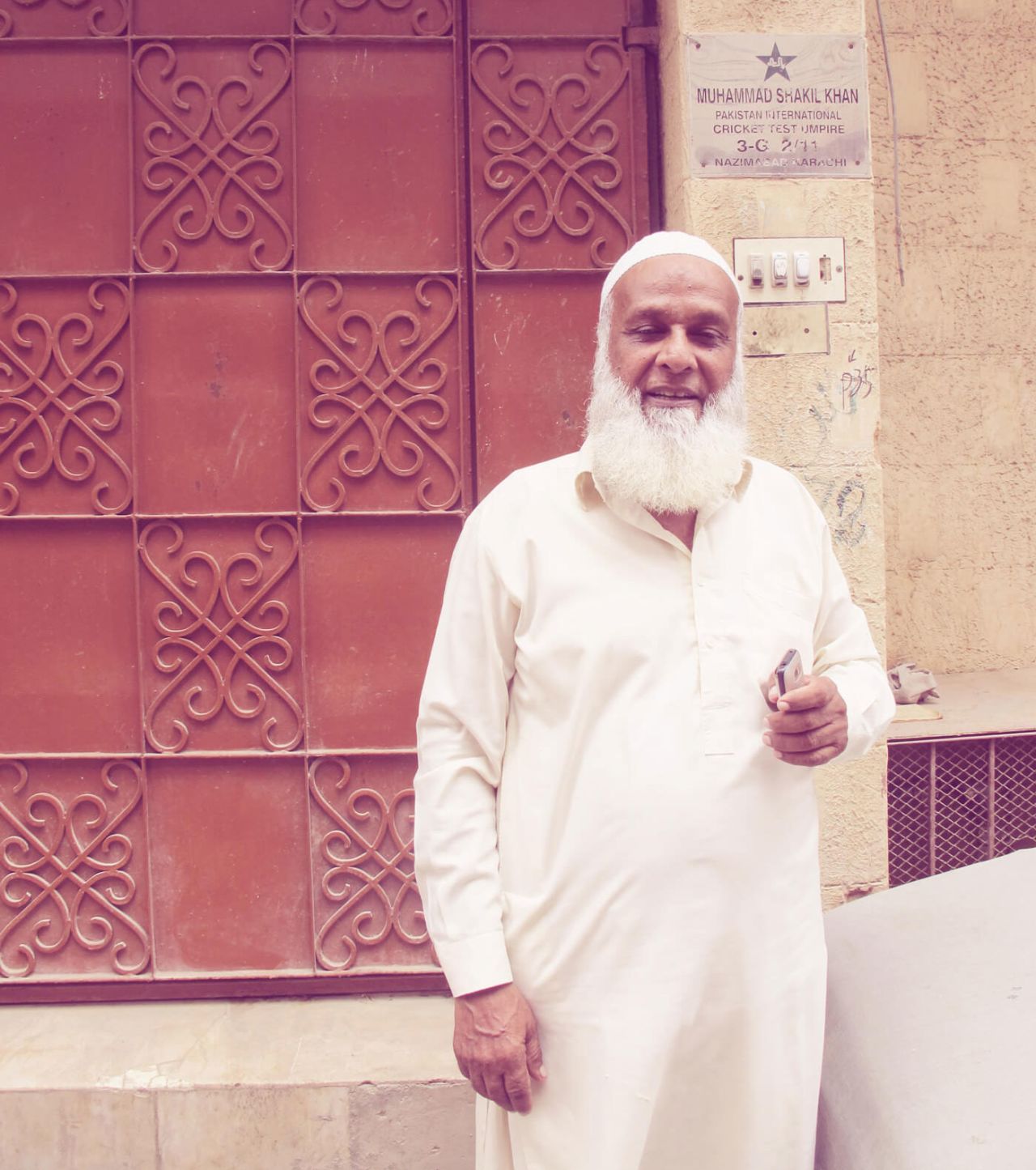 Former Pakistan umpire Shakeel Khan outside his Nazimabad home, Karachi, 2015