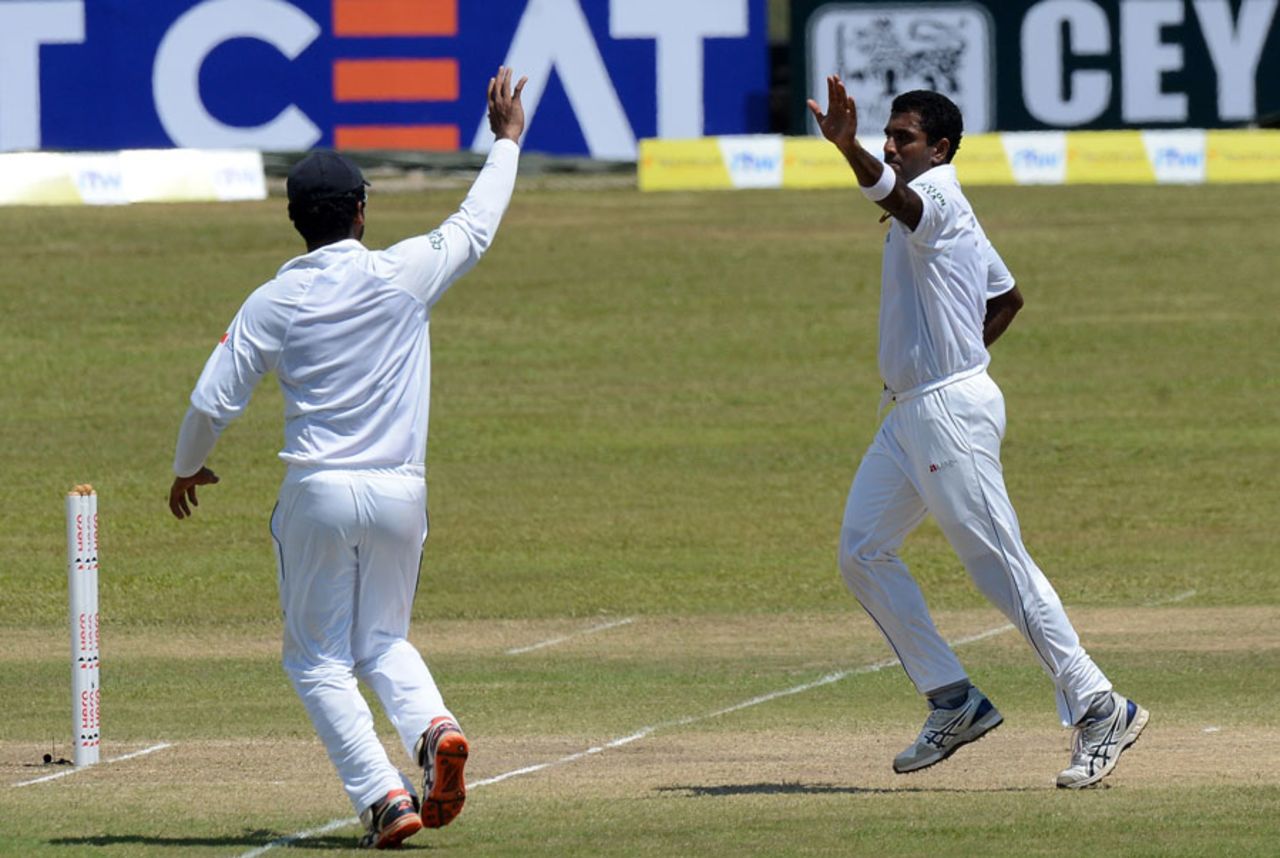 Dhammika Prasad celebrates a wicket, Sri Lanka v West Indies, 1st Test, Galle, 3rd day, October 16, 2015