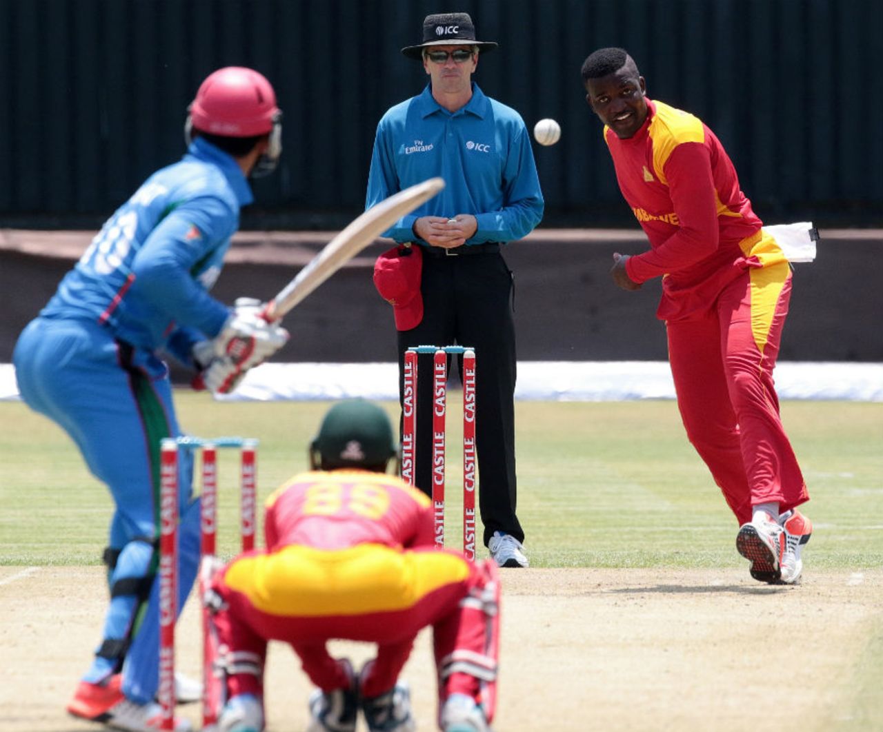 Tendai Chisoro sends one down, Zimbabwe v Afghanistan, 1st ODI, Bulawayo, October 16, 2015