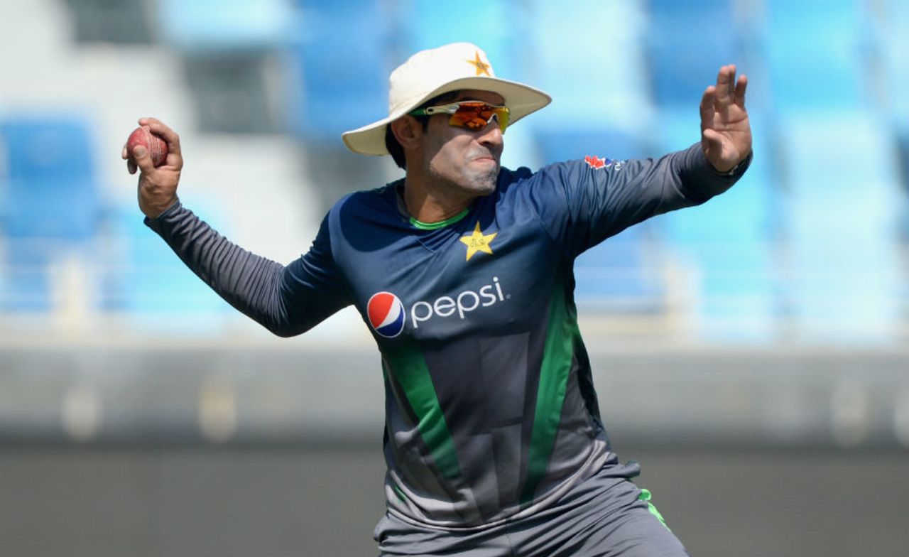 Misbah-ul-Haq takes aim during a training session, Dubai, October 21, 2015
