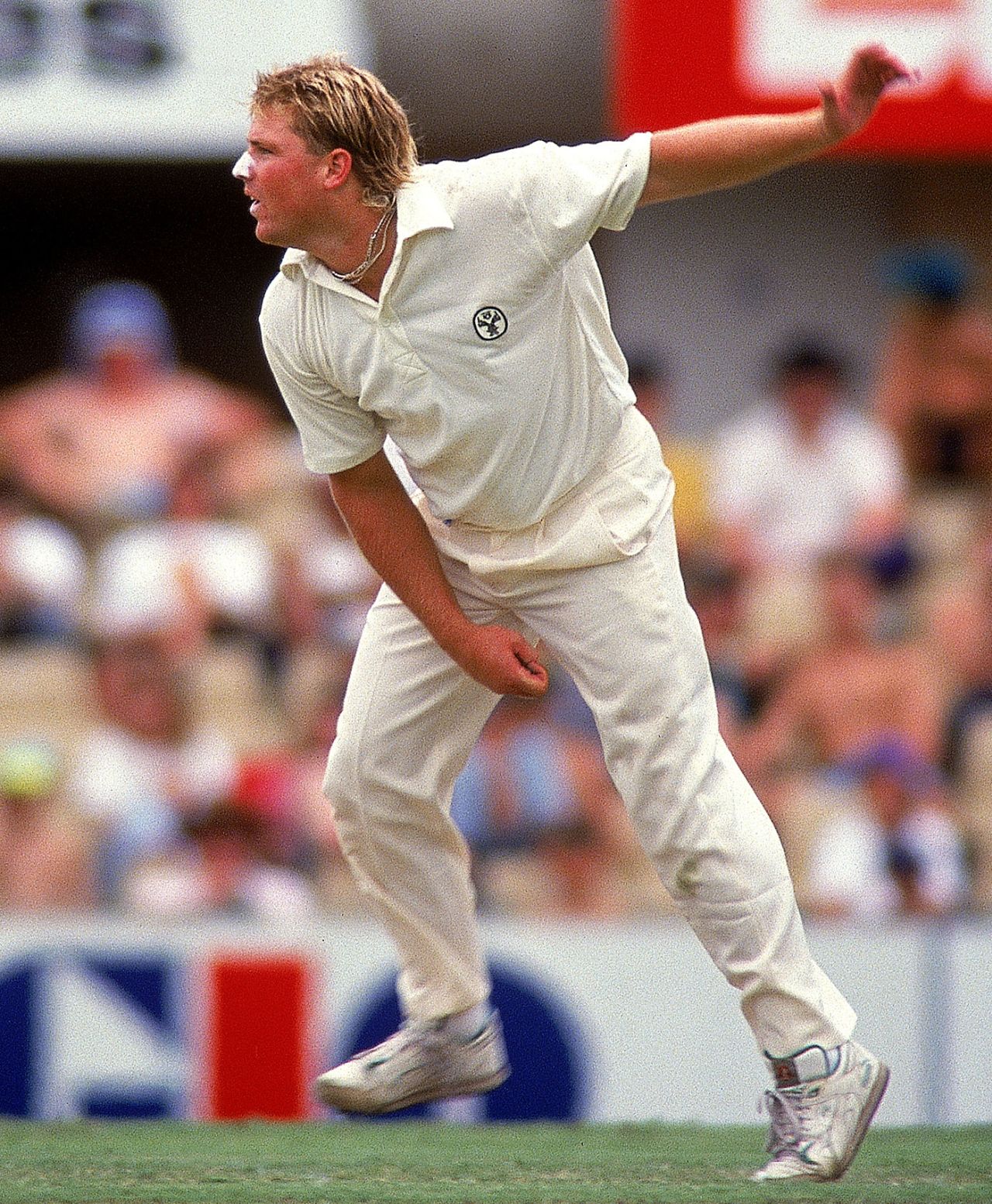 Shane Warne bowls on Test debut, Australia v India, 3rd Test, SCG, 2nd day, January 3, 1992