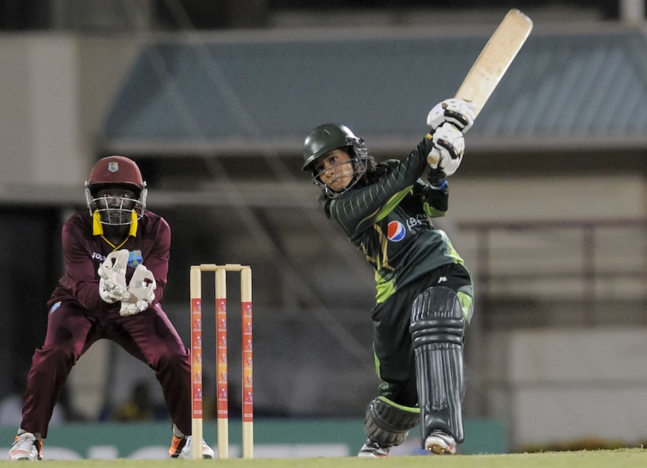 Javeria Khan plays an attacking shot, West Indies v Pakistan, 3rd women's ODI, St Lucia, October 21, 2015