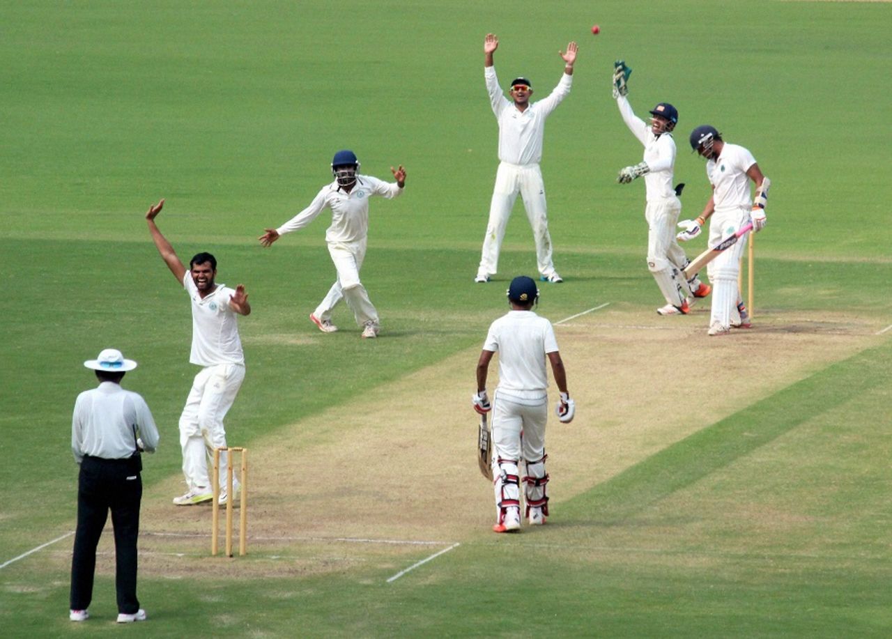 Aditya Sarwate appeals for a caught-behind, Vidarbha v Assam, Ranji Trophy 2015-16, Group A, Nagpur, 2nd day, October 23, 2015